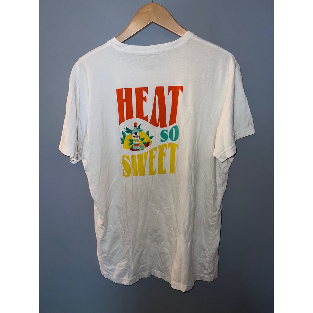 Bacardi Mango Chile Heat So Sweet Graphic T-Shirt White XL Rum Alcohol Promo